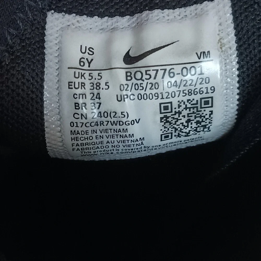 Nike Air Max 270 Black GS Walking Running Sneakers Shoes Size 6Y Women's 7.5
